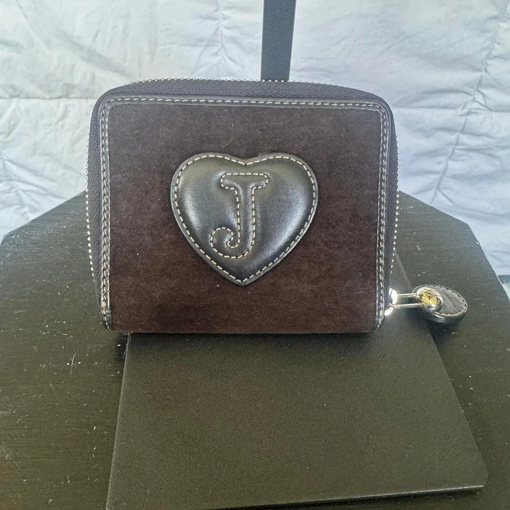 Y2K vintage Juicy Couture zip-around‎ wallet dark brown velour exterior